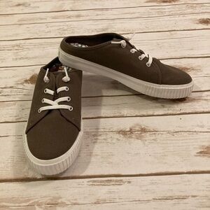 Timberland Skyla Bay Brown Canvas Slip On Sneaker Mules 8.5